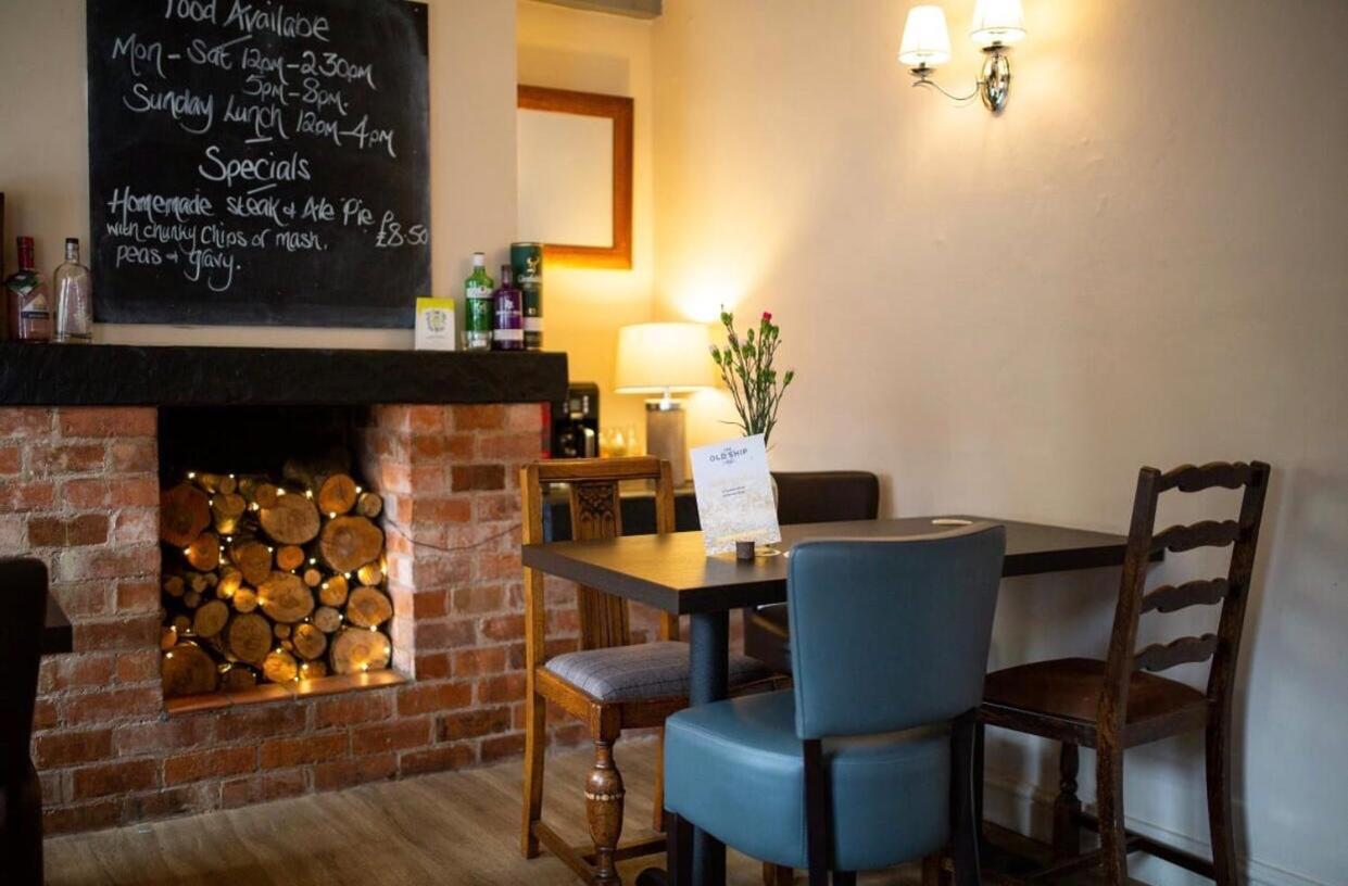 The Old Ship Inn Lowdham Luaran gambar
